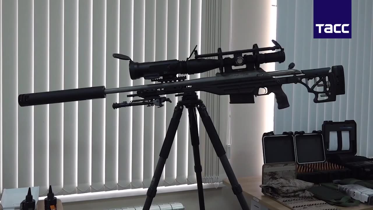 Kadyrov tested a new sniper rifle.