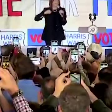 Kamala Starts Awkward Chant At Rally