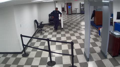 6135RHOBG3G3L8ScreeningArea8_2021-01-06_15h00min01s767ms.mp4