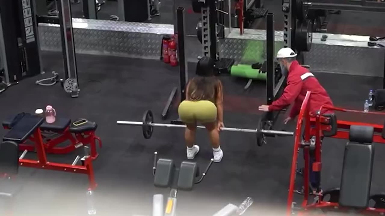 old man faking weights