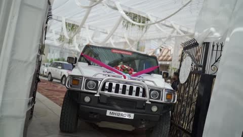 EPIC GROOM ENTRY SIKH WEDDING BARAAT ENTRANCE MeetTheDhillons