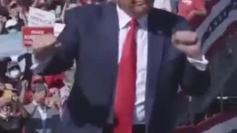 Outdoor Trump
