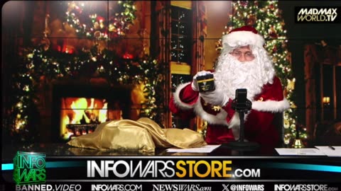 SANTA DELIVERS GIFTS TO THE WAR ROOM