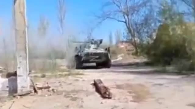 Special Operation Russian amor car fight up on Ukrainian positions