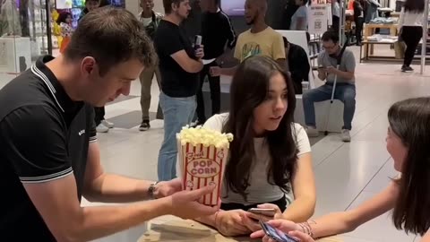 How I Made Her PopCorn Full With Magic 😲🍿