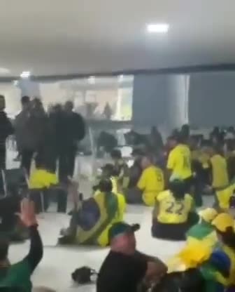 A police officer from Brazil's Federal District asked who was the woman who was ill