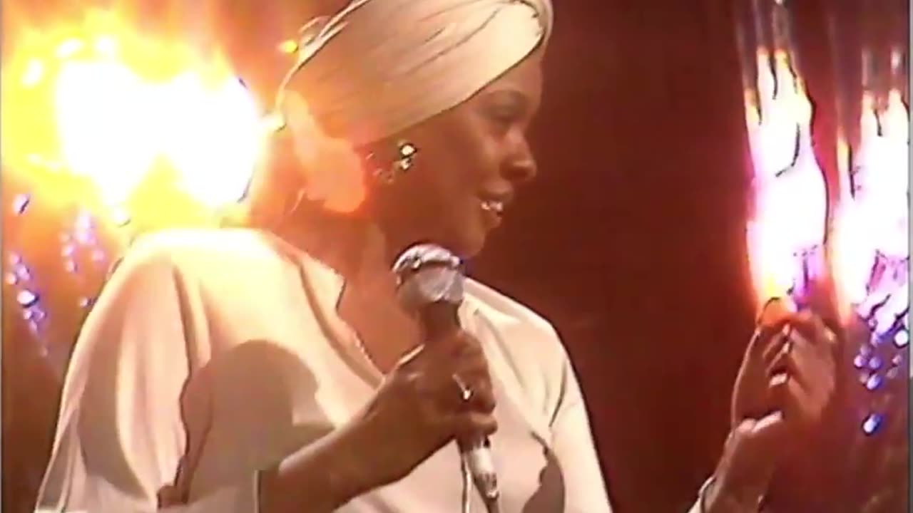 Thelma Houston Dont Leave Me This Way Live 1977