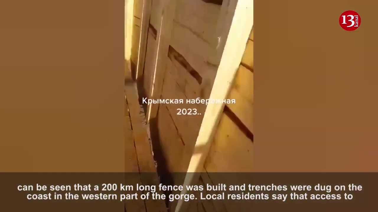 Russia builds 200km-long fence and digs trenches in Crimea - Preparing for attack