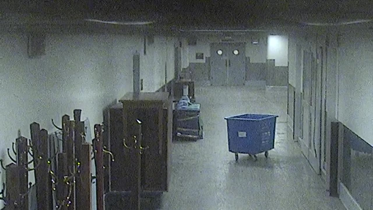 6096RHOBSBLoadingDockHallway_2021-01-06_06h06min57s807ms.mp4