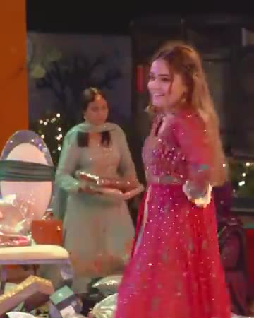 Best_Mehndi_Dance_Performance
