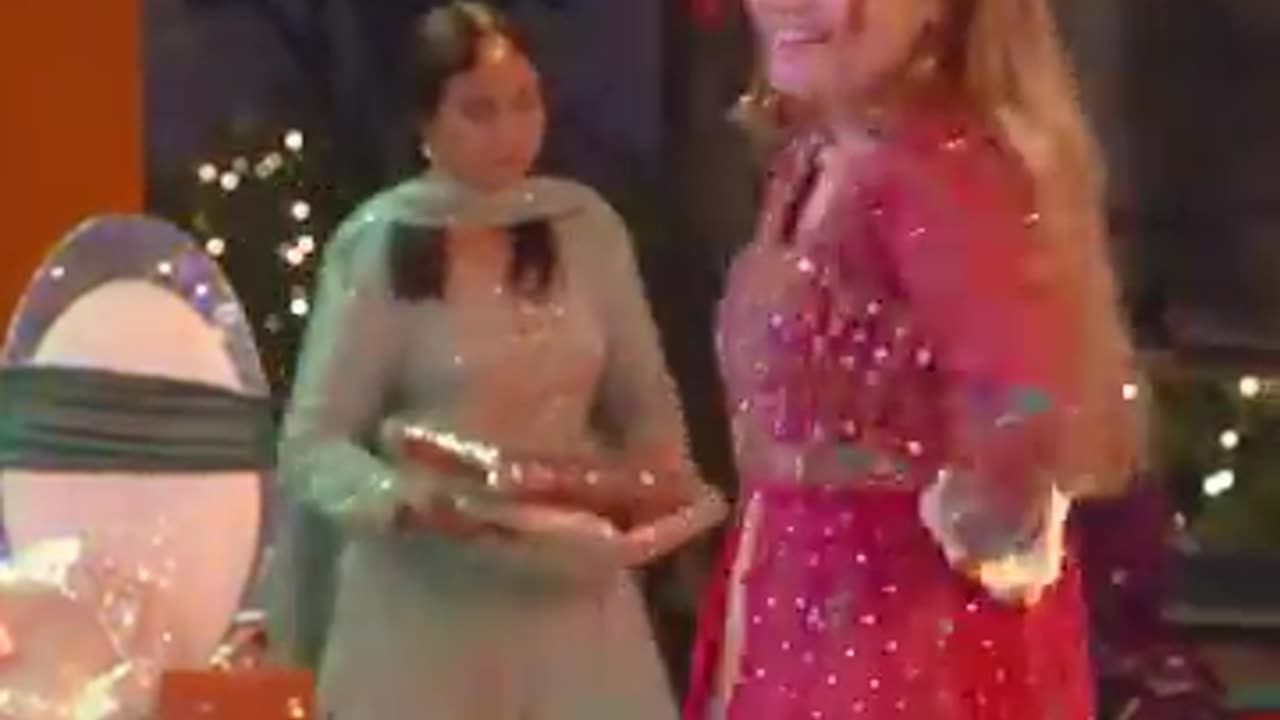 Best_Mehndi_Dance_Performance