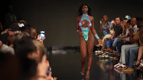 Nafeesah Terry in SLOW MOTION 4k - Art Hearts Fashion Miami 2023