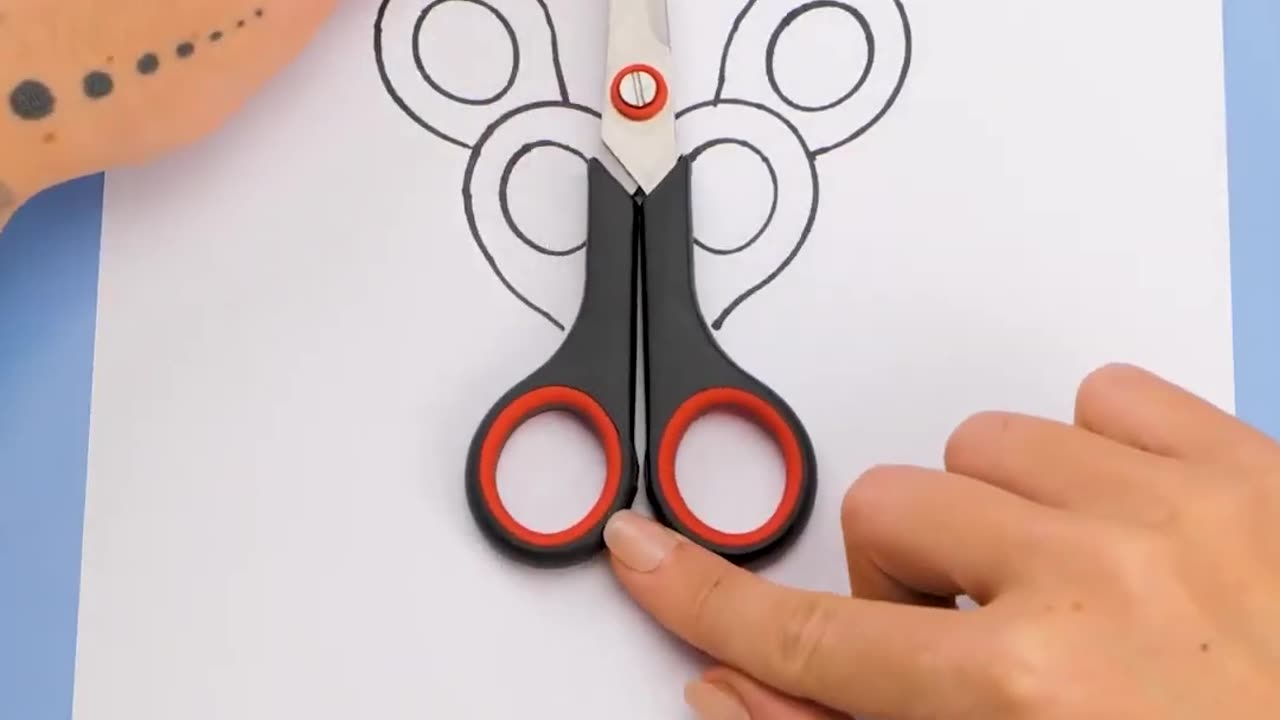 INCREDIBLE DRAWING TIPS TO BE A BETTER ARTIST