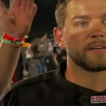 All Out Rumble On The Track! PINKS ALL OUT! - Short