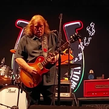 Warren Haynes (Gov't Mule) - LIVE @ 420Fest (Short 21)