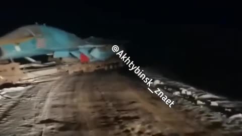Russian SU-34 on trailer crashed. Driver fled.