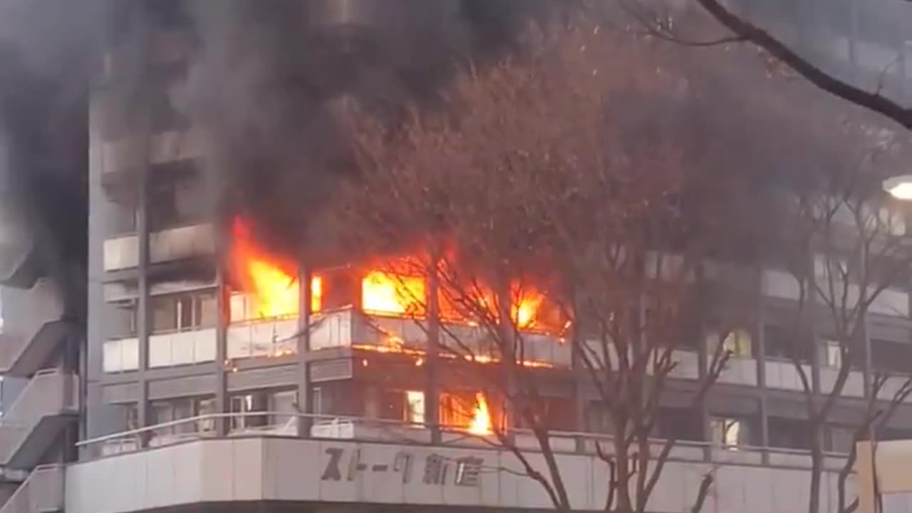 🚨#BREAKING: 12-story building in Nishi-Shinjuku, Japan is on fire