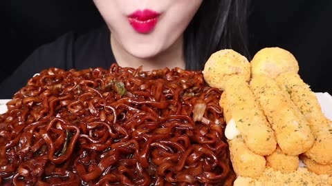 Satisfying Food Sounds: A Stress - Free Culinary Journey