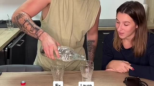 L’heure est grave 😂 follow moi sur Insta lolo_cn✌🏼#humour #xptdr #mdr #couple #laure #amour
