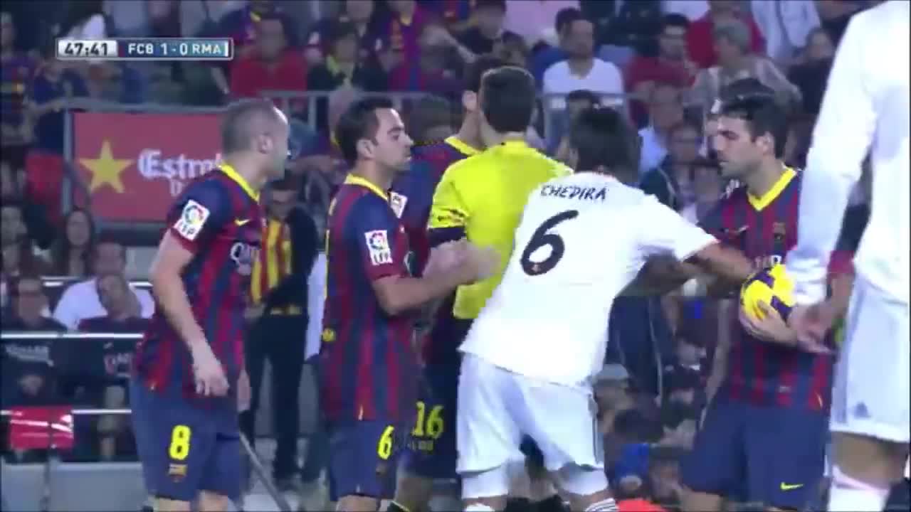 El - Clasico Real Madrid vs Barcelona // Most Heated Moments { Fights, Brawls, Fouls }