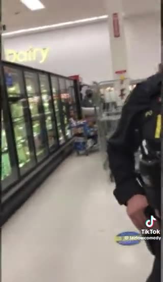 Cop Admits There Is No Bylaw Forcing Us To Wear Masks