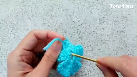 How to crochet a simple flower step by step