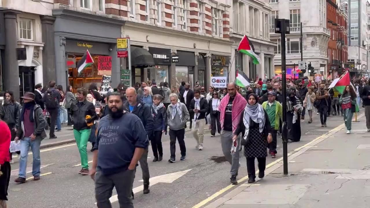 Huge HAMAS rally happening now in central London