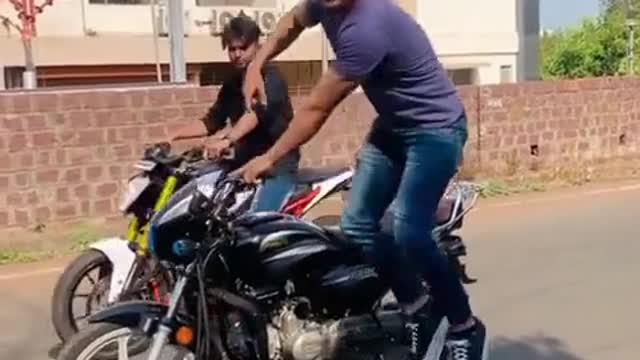 Indian bike back wheeling performance #indian #bike