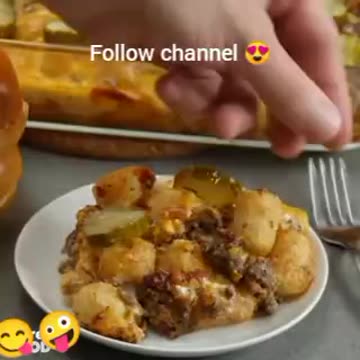 Tater tot casserole why did these viral??🤔🤔🤔