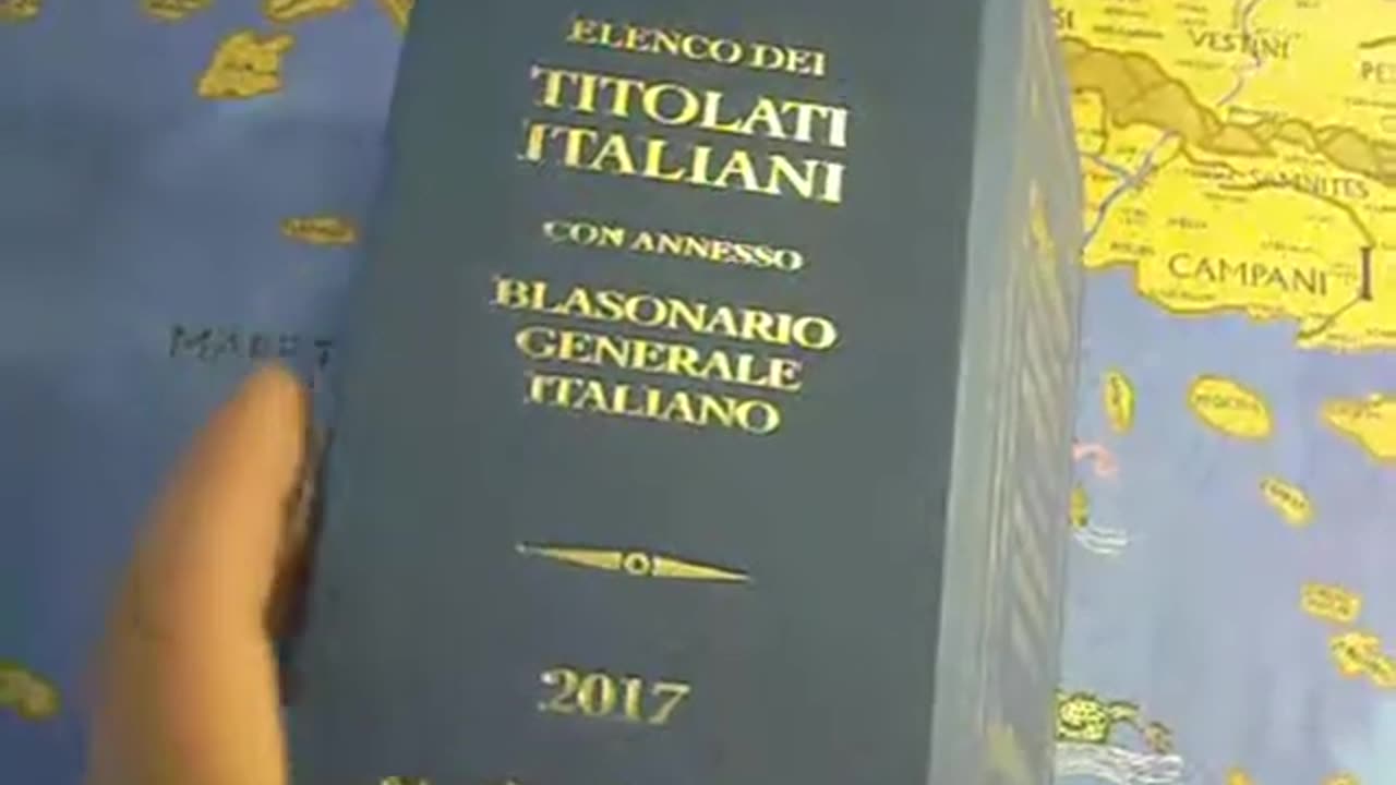 ELENCO DEI TITOLATI ITALIANI CON BLASONARIO GENERALE ITALIANO DOCUMENTARIO che cosa accumuna tutte queste persone?che tutti i nobili e gli ecclesiastici hanno tutti uno stemma di famiglia o personale specifico che li contraddistingue