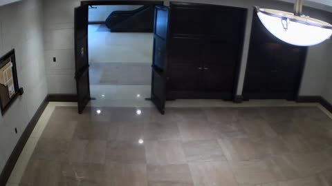 7189CVCLLSVC205_2021-01-06_13h40min01s100ms.mp4