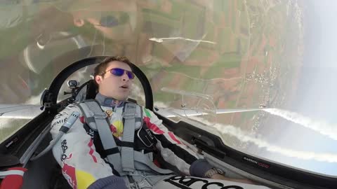 Amazing Aerobatic Glider Tricks w/ Luca Bertossio