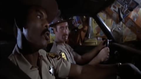 THE BLUES BROTHERS - Mall Car Chase > Best Police-Car Chase Scene EVER!