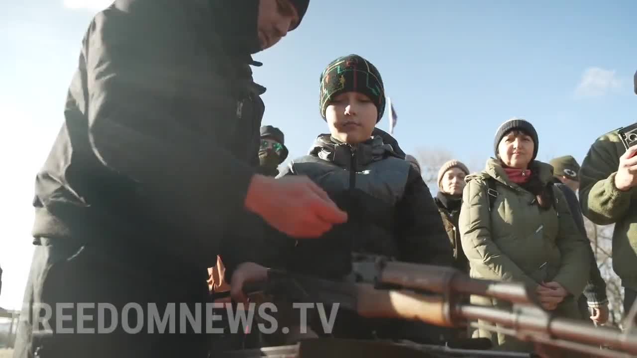 Kids, Adults in Kyiv Training to Prepare for an Invasion from Russia