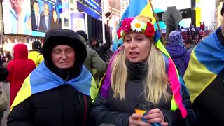 Protesters in Times Square call for peace in Ukraine