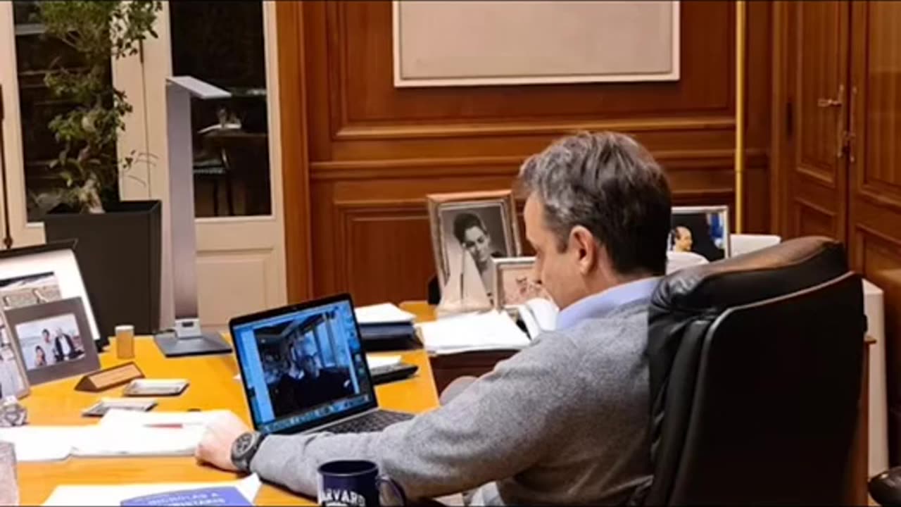 Κύριοι υπουργοί, κύριοι βουλευταί
