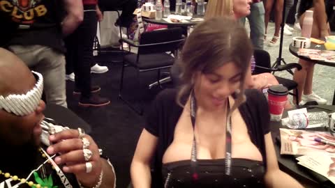 amber alexais with big will aee 23