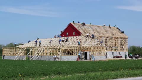 Ohio Amish Barn Raising - May 13th, 2014 in 3 Minutes and 30 seconds