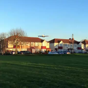 Crazy planes in the sky 1