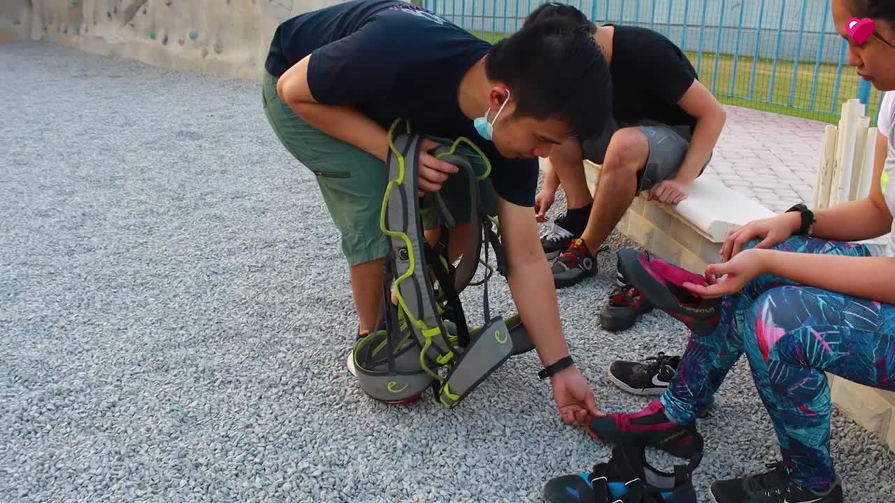 ILQ Team tries rock climbing for the first time