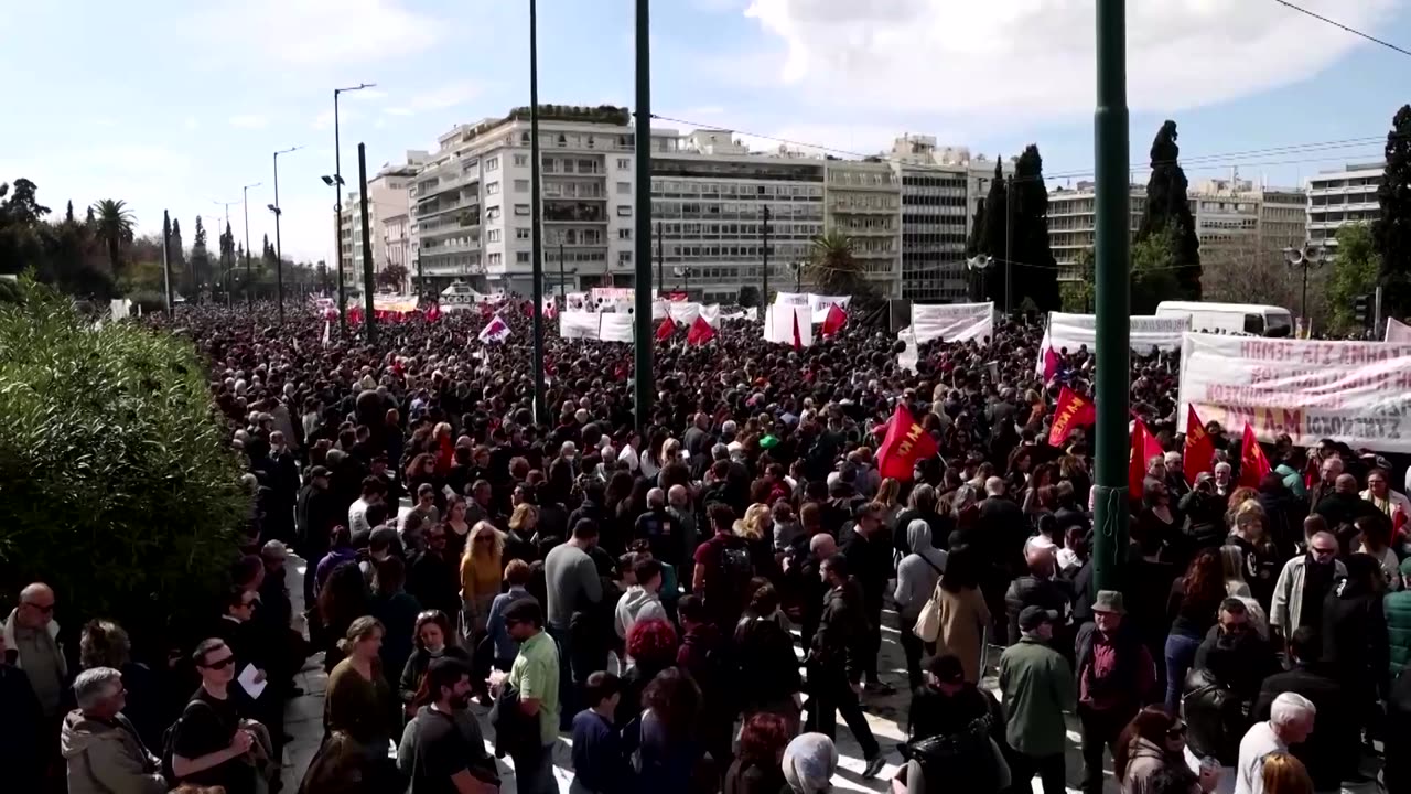 Thousands protest in Athens over deadly train crash