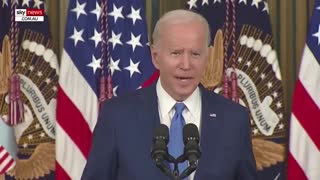 Clueless' Joe Biden 'panics' after Elon Musk question