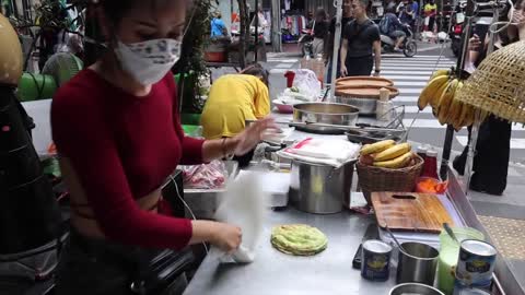 Most popular lady of street food rotti lady