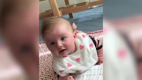 Funniest Baby Try To Read