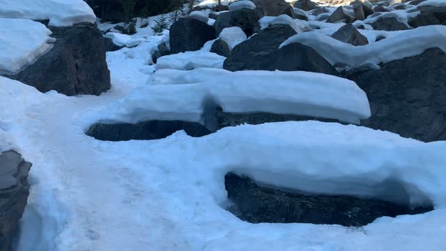 The Boulder Field – Tamanawas Falls – Mount Hood – Oregon – 4K