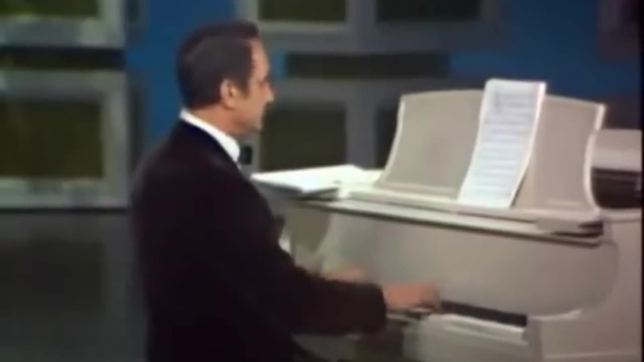 Victor Borge The best Piano performance ever - funny