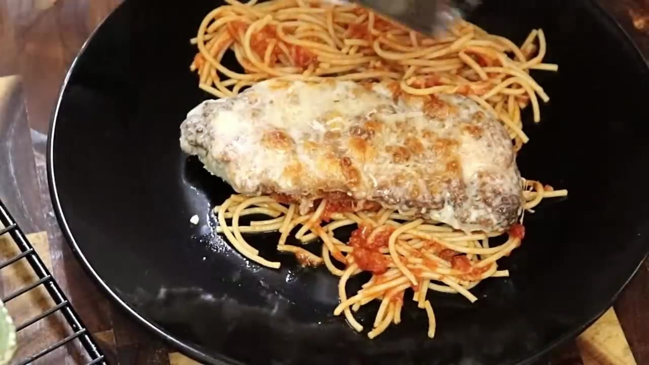 How to Make Parmesan Chicken, Easy & Affortable Dinner Recipes