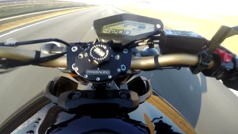 TOP SPEED YAMAHA FZ09