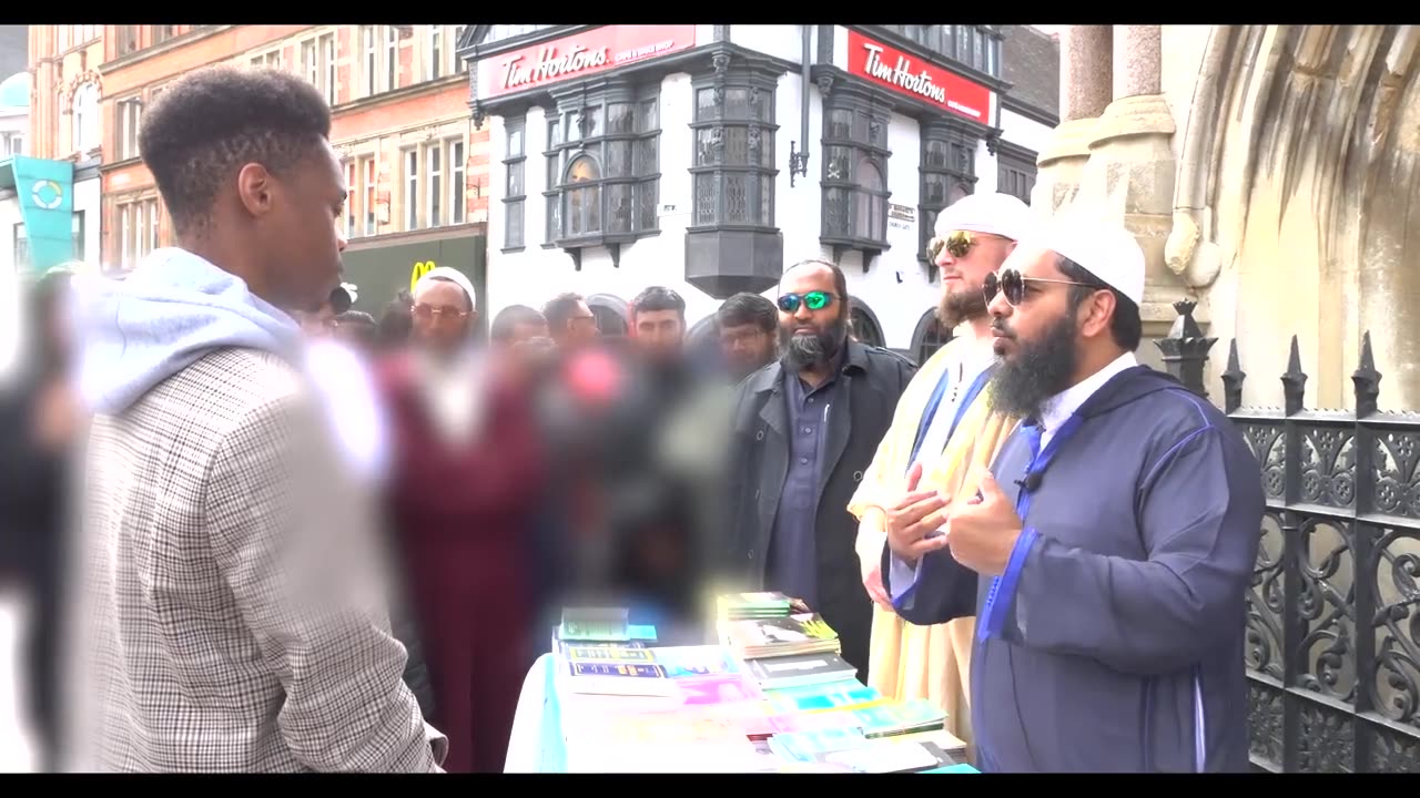 Human vs iPhone! 38 Shahadas 1 week UK Dawah