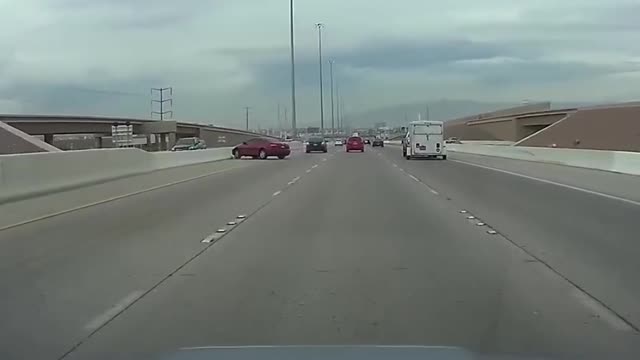 Dashcam catches a serious car crash, driver walks away